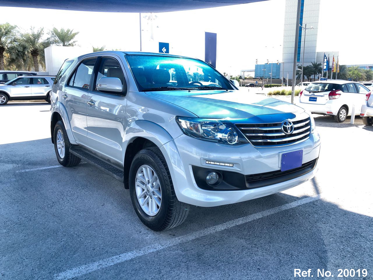  Toyota / Fortuner Stock No. 20019